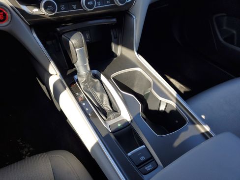 Certified 2020 Honda Accord LX image 27