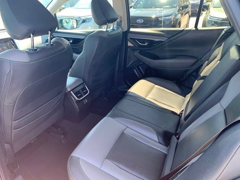 Used 2024 Subaru Outback Onyx Edition AWD/4WD image 18