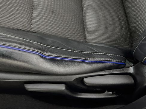 Used 2017 Toyota Corolla SE image 16