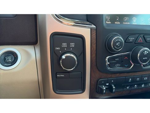 Used 2015 RAM 3500 Laramie Longhorn AWD/4WD image 19