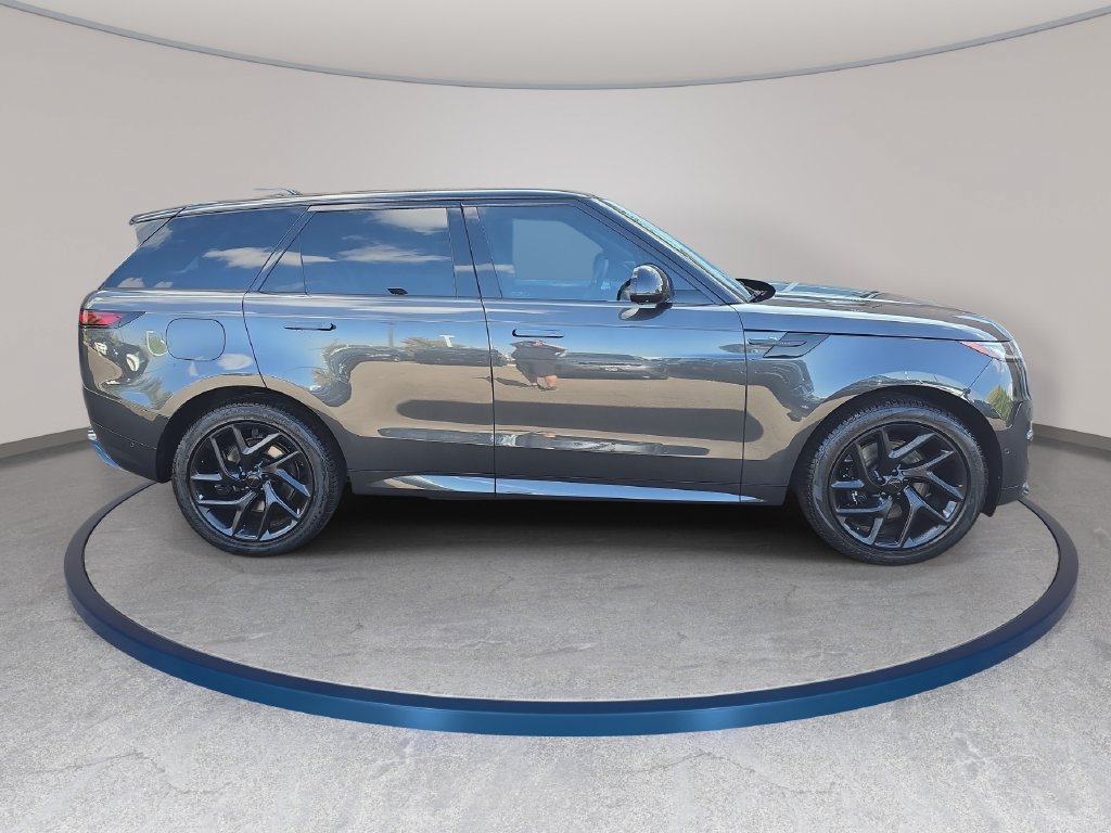 New 2027 Land Rover Range Rover Sport Battersea AWD/4WD image 4