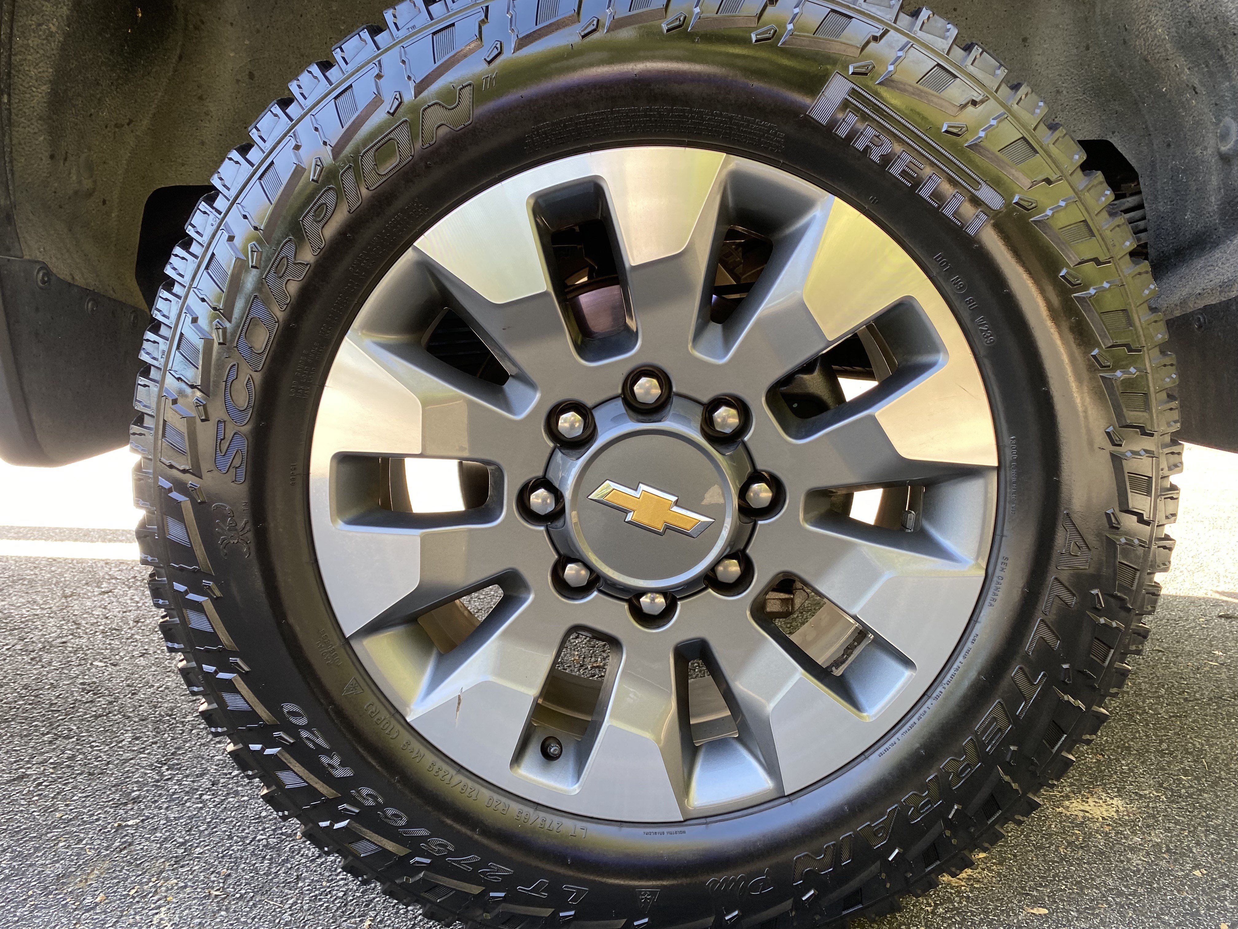 Used 2025 Chevrolet Silverado 2500 Custom w/ Custom Value Package AWD/4WD image 39
