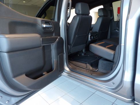 Used 2021 GMC Sierra 1500 AT4 w/ AT4 Value Package image 10