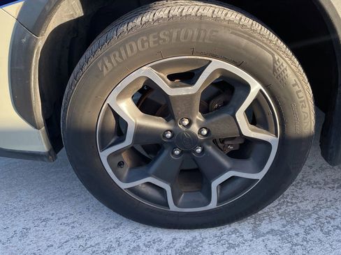 Used 2013 Subaru Crosstrek 2.0i Premium image 5