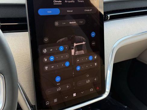 New 2026 Volvo EX90 Ultra image 22