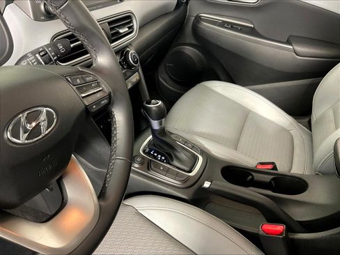 Used 2021 Hyundai Kona Limited AWD/4WD image 17