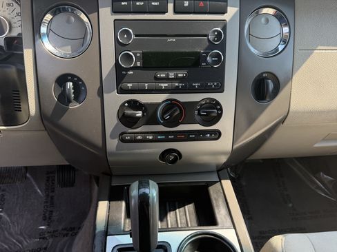 Used 2012 Ford Expedition XLT AWD/4WD image 14