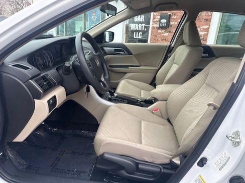 Used 2015 Honda Accord LX image 11