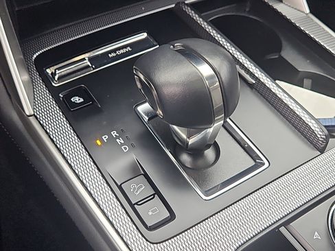 Certified 2024 MAZDA CX-90 Plug-In Hybrid w/ Premium Plus image 26