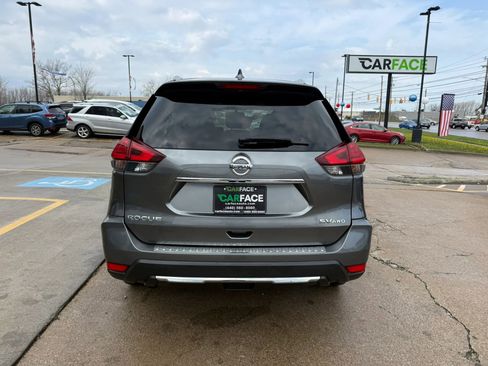 Used 2017 Nissan Rogue SV w/ Sun & Sound Touring Package AWD/4WD image 12