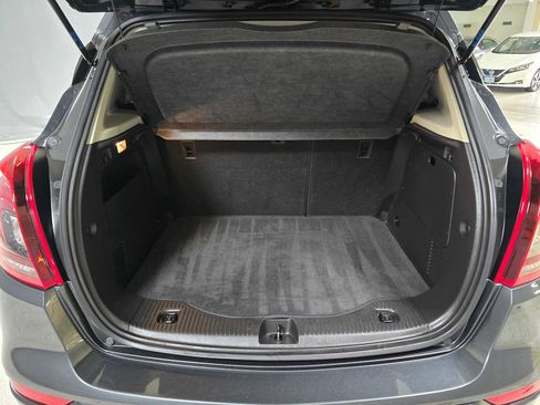 Used 2018 Buick Encore Essence AWD/4WD image 14