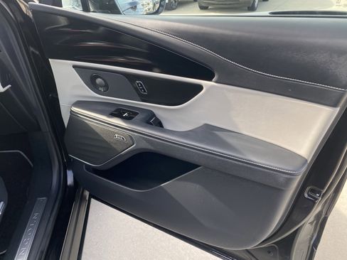 Used 2024 Lincoln Nautilus Premier w/ Equipment Group 102A image 17