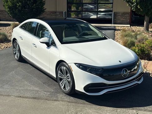 Used 2022 Mercedes-Benz EQS 450+ Sedan image 31