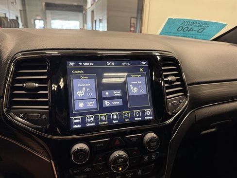 Used 2020 Jeep Grand Cherokee Limited X AWD/4WD image 30