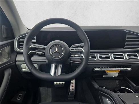 Used 2026 Mercedes-Benz GLS 450 4MATIC image 13