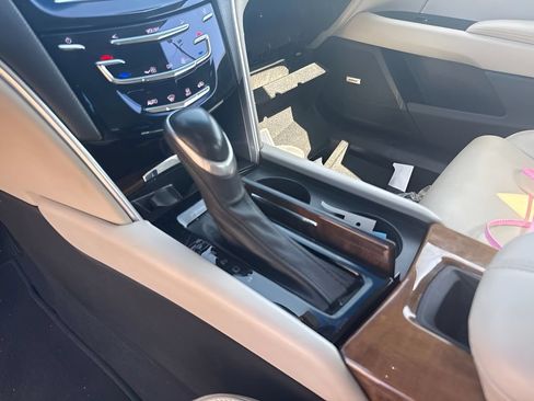 Used 2018 Cadillac XTS FWD image 13