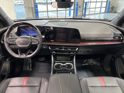 Used 2024 Chevrolet Traverse RS w/ LPO, Floor Liner Package image 35