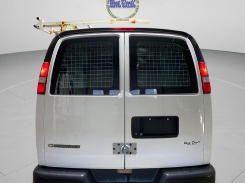 Used 2020 Chevrolet Express 2500 w/ Driver Convenience Package RWD image 4