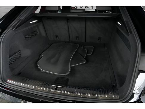 Used 2023 Audi Q8 Premium Plus AWD/4WD image 55