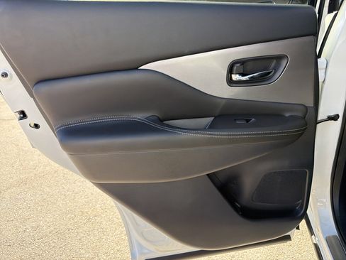 Used 2024 Nissan Murano SV w/ SV Midnight Edition Package image 20