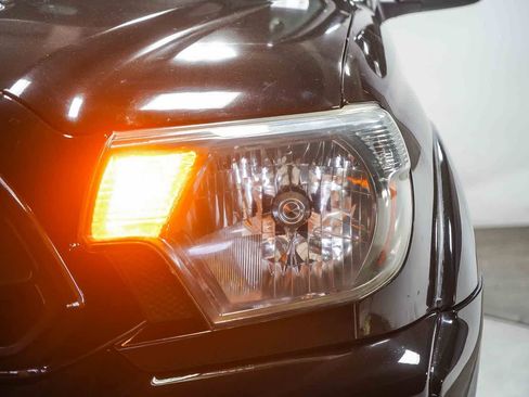 Used 2015 Toyota Tacoma TRD Pro w/ Off Road Towing Package image 4