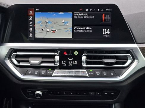 Used 2021 BMW 330i Sedan w/ M Sport Package RWD image 19