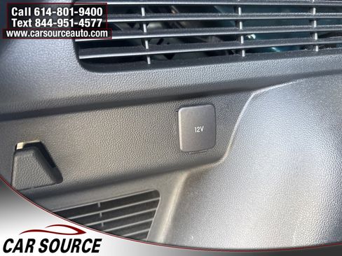 Used 2020 Ford Escape SE image 40