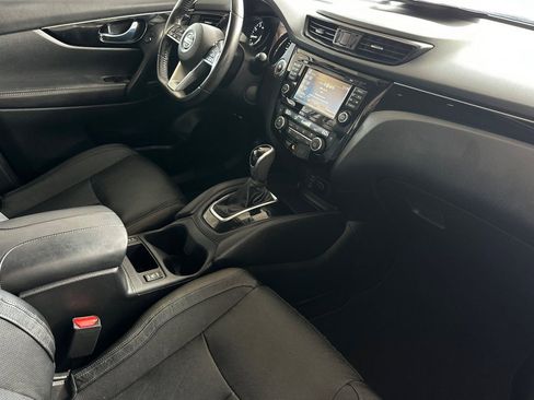 Used 2017 Nissan Rogue Sport FWD image 15
