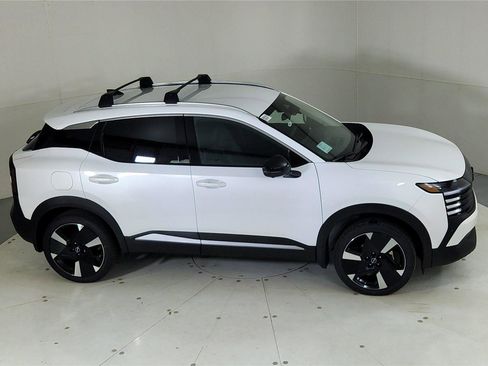 New 2026 Nissan Kicks SR w/ Cold Weather Package image 43