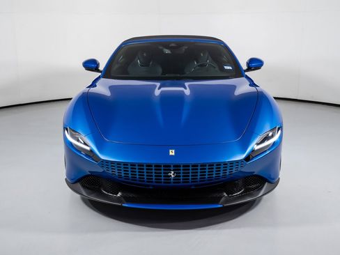 Used 2025 Ferrari Roma Spider image 9