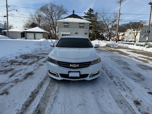 Used 2020 Chevrolet Impala LT w/ LT Convenience Package image 2
