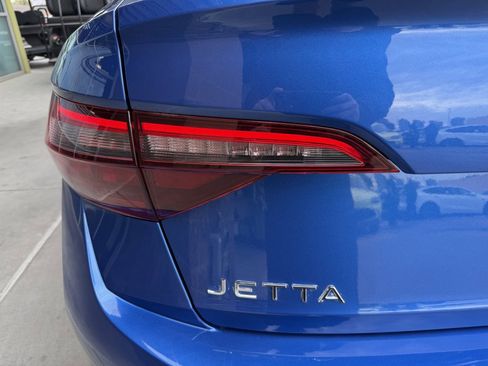 Used 2023 Volkswagen Jetta S image 14