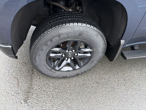 Used 2020 Chevrolet Silverado 1500 Custom Trail Boss w/ Custom Convenience Package image 6