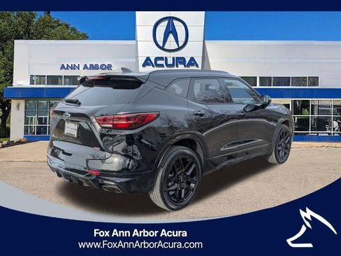 Used 2023 Chevrolet Blazer RS w/ Enhanced Convenience Package image 5