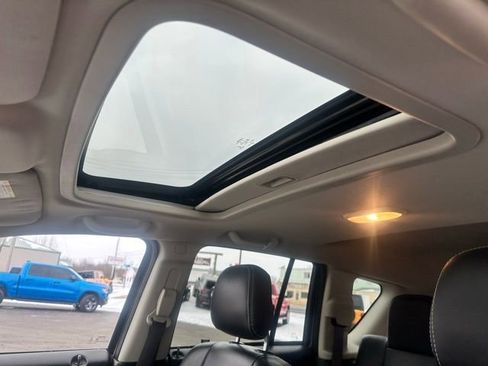 Used 2017 Jeep Compass High Altitude image 21