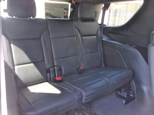 Used 2021 Chevrolet Tahoe Z71 w/ Luxury Package AWD/4WD image 34