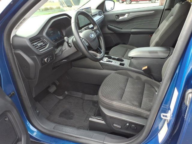 Used 2023 Ford Escape Active w/ Tech Pack #2 AWD/4WD image 15