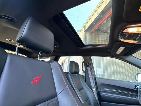 Used 2025 Dodge Durango GT AWD/4WD image 17