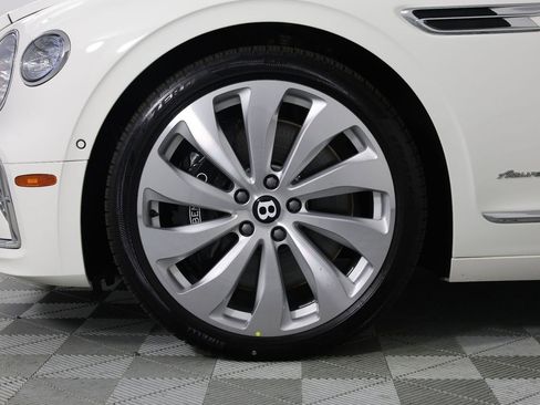 New 2026 Bentley Flying Spur Plug-In Hybrid image 6