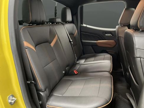 Used 2023 GMC Canyon AT4 image 32