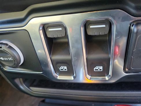 Used 2024 Jeep Wrangler Sport S image 14