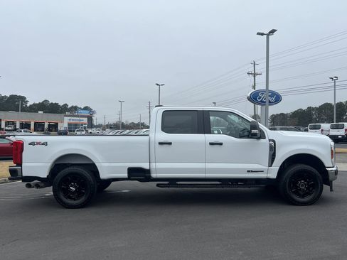 Used 2024 Ford F250 XLT image 24
