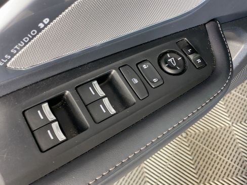 Used 2019 Acura RDX AWD w/ Advance Package image 10