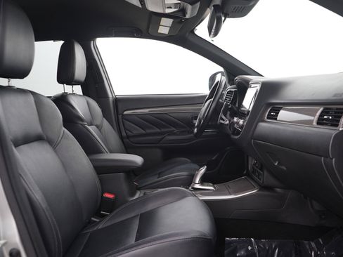 Used 2022 Mitsubishi Outlander SEL AWD/4WD image 13