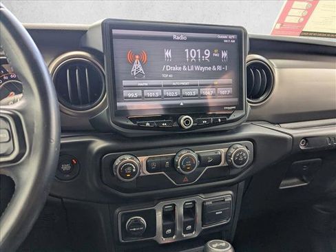 Used 2020 Jeep Wrangler Sport AWD/4WD image 14