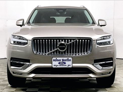 Used 2024 Volvo XC90 B6 Plus w/ Protection Package image 3