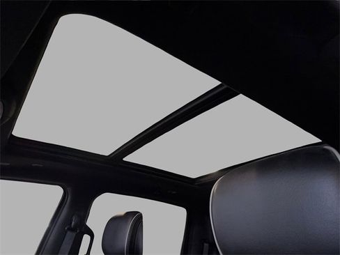 Used 2023 RAM 1500 Limited w/ Trailer Tow Group image 14