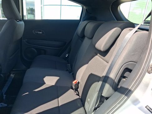 Used 2019 Honda HR-V Sport image 19