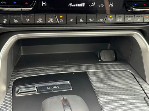 New 2026 MAZDA CX-90 3.3 Turbo w/ Premium Plus Pkg image 16