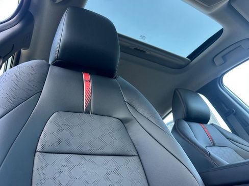 New 2026 Nissan Sentra SR FWD image 19